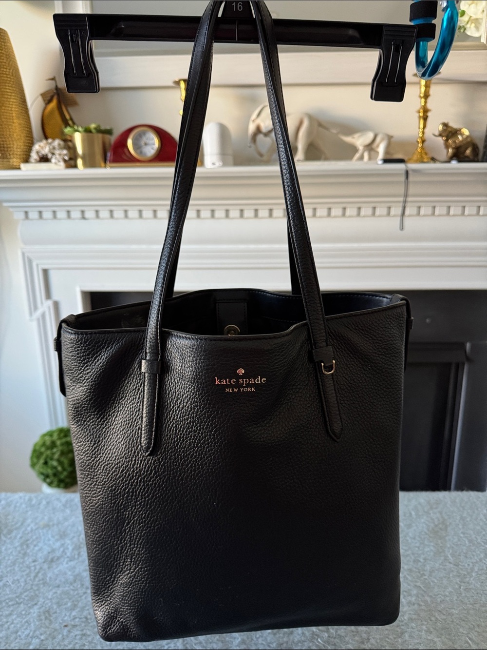 EUC Kate Spade Juliette Medium Tote w/ Gold Logo